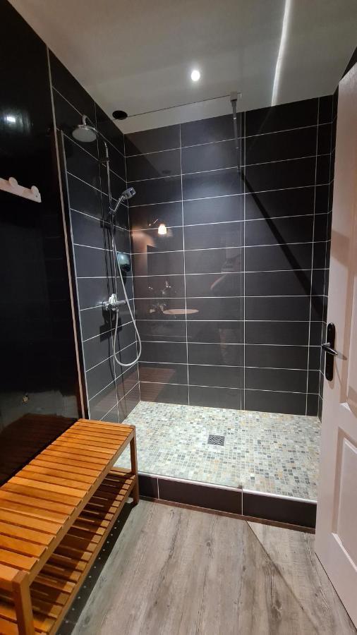 Hotel Alysa Parthenay Esterno foto